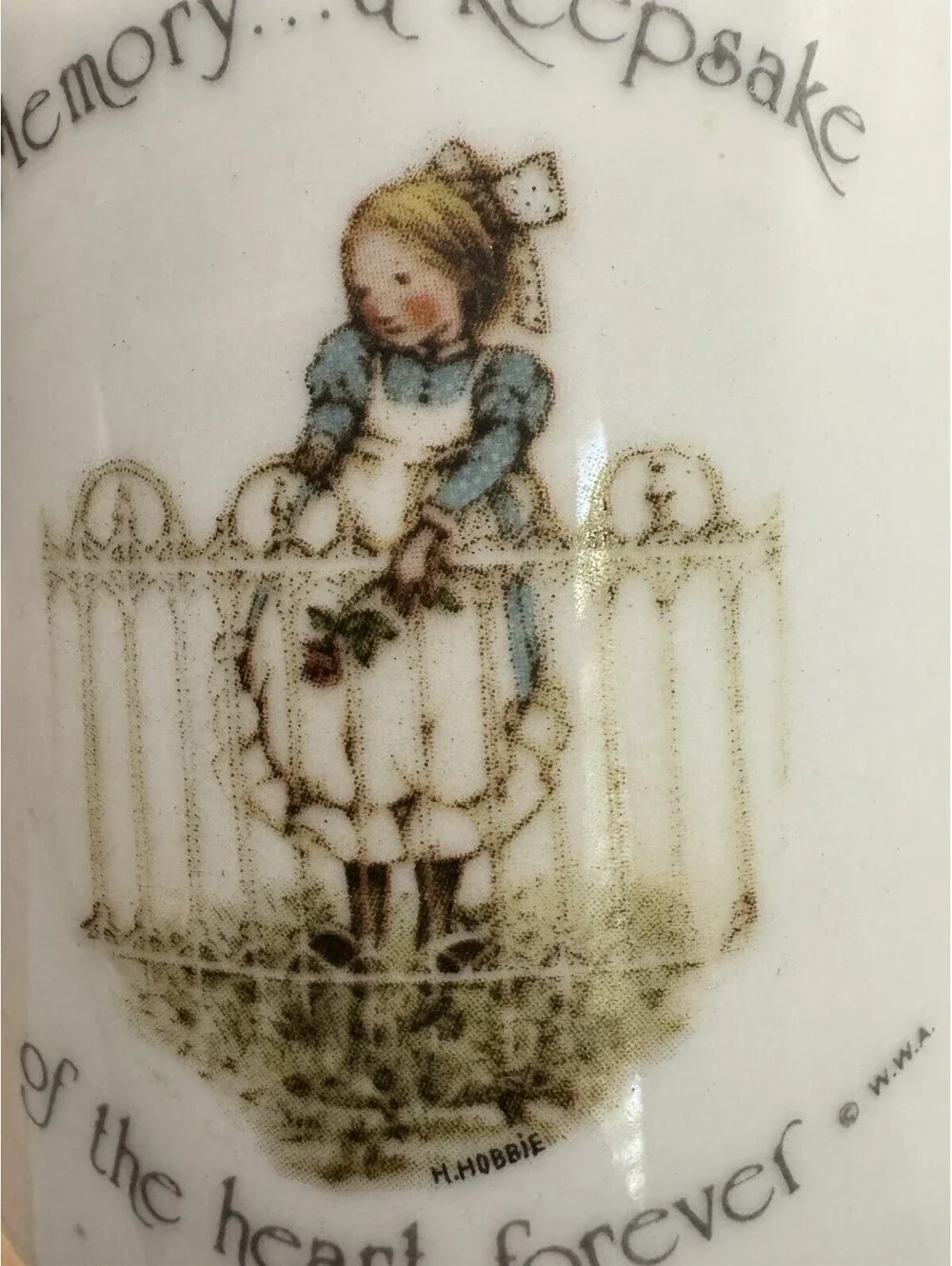Holly Hobbie Vase, Memory A Keepsake Of The Heart Forever, 1974 , W.W.A. Inc